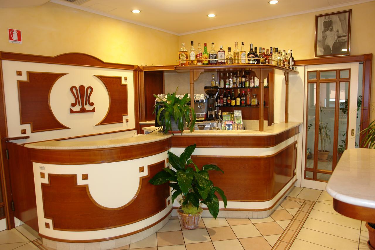 Hotel Sollievo San Giovanni Rotondo Kültér fotó